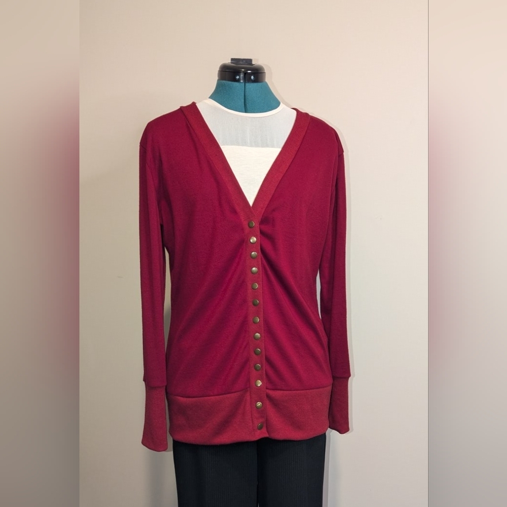 Risesun women's cardigan large crimson red antique brass snaps vintage style EUC